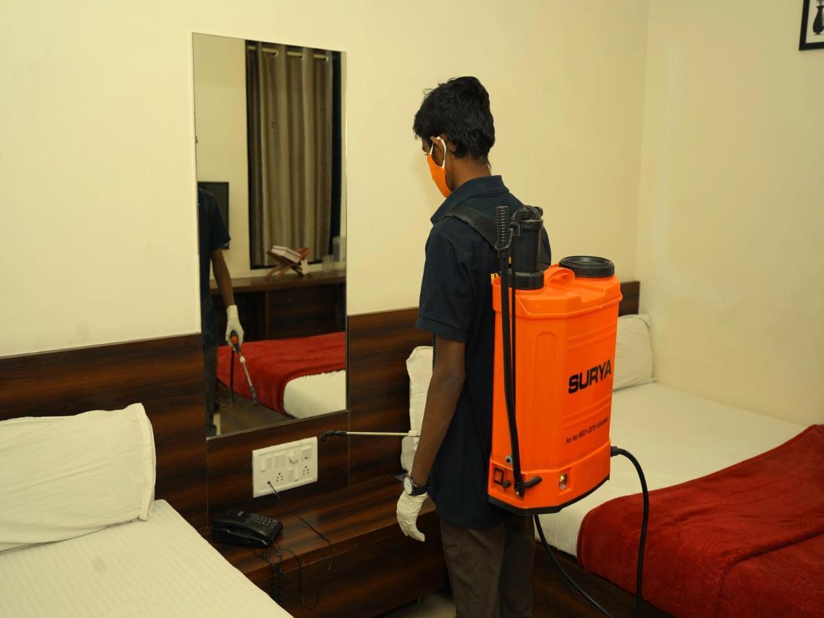 Hotel Disha Palace Shirdi Ngoại thất bức ảnh