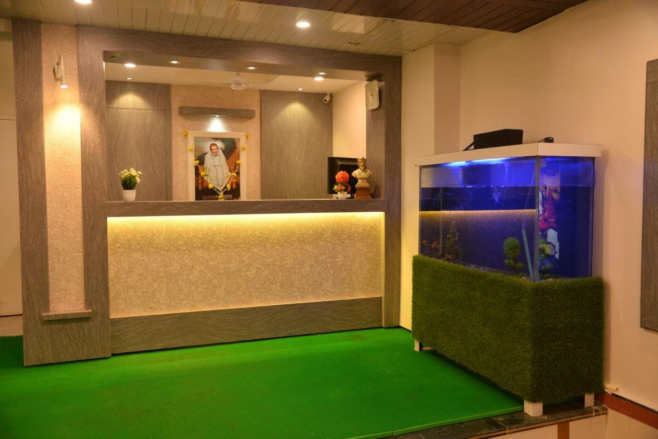 Hotel Disha Palace Shirdi Ngoại thất bức ảnh