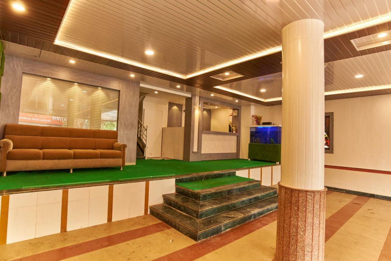 Hotel Disha Palace Shirdi Ngoại thất bức ảnh